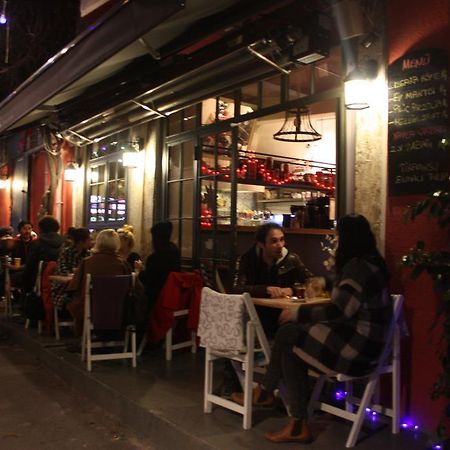 Karinca Guest House Istanbul Exterior photo